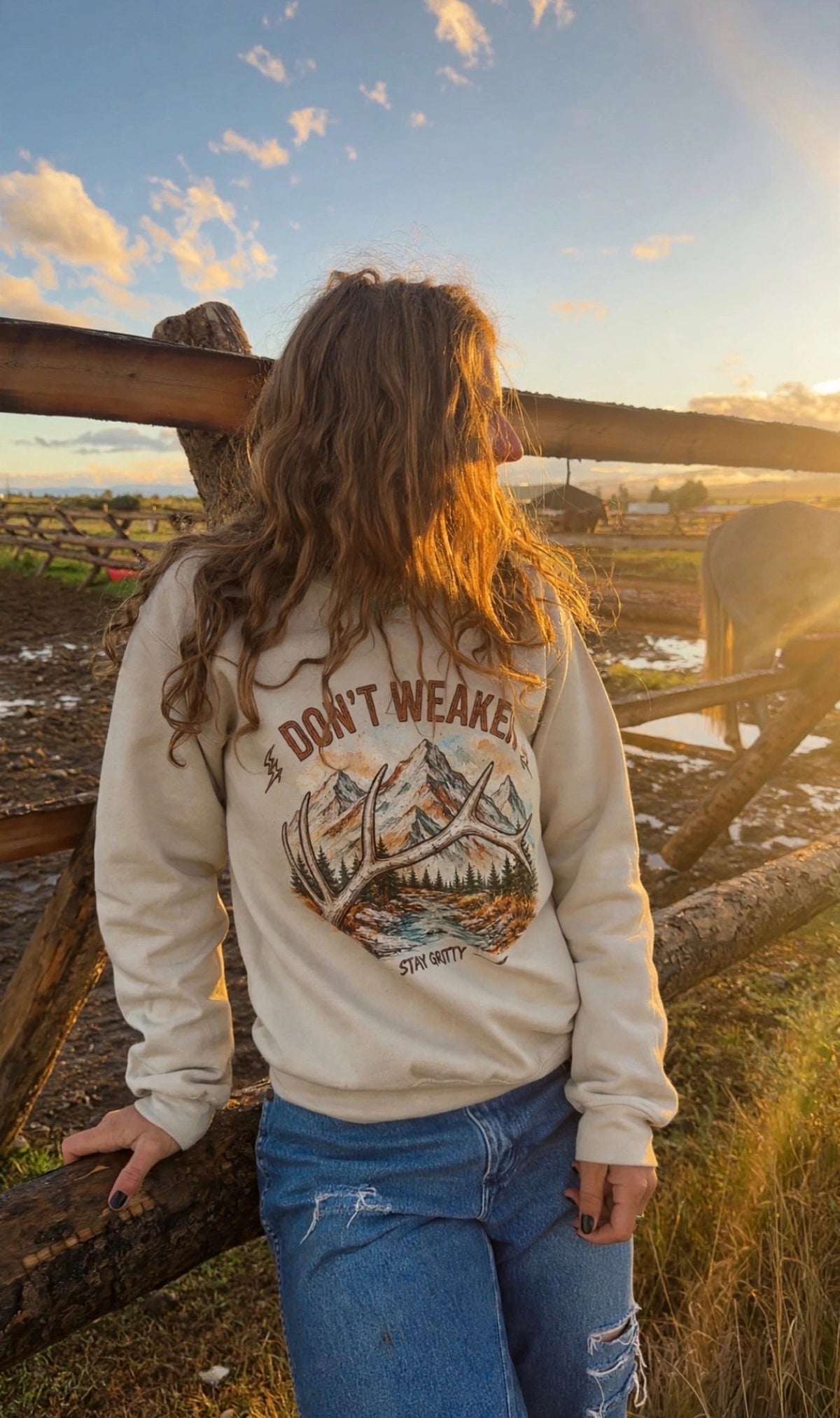 Don’t Weaken Crewneck